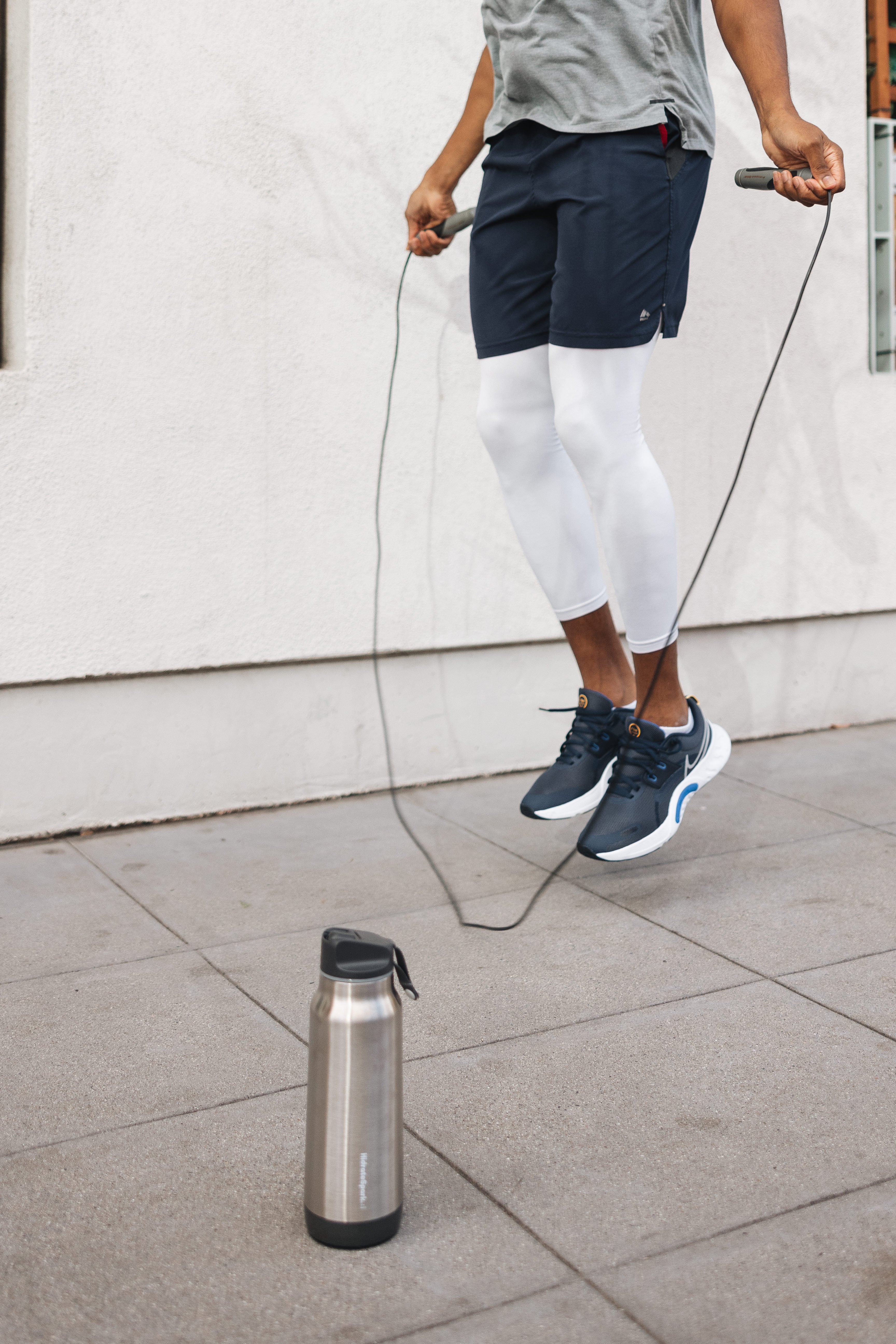 Hydrate to Elevate: The Crucial Role of Water in Enhancing Your New Year Fitness Goals